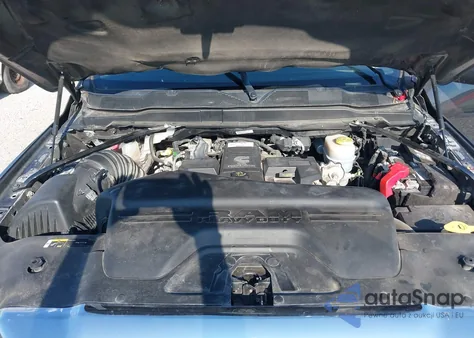 2022 Ram 2500 Tradesman 4X4 6'4 Box from USA, damaged, VIN 3C6UR5CL5NG126486